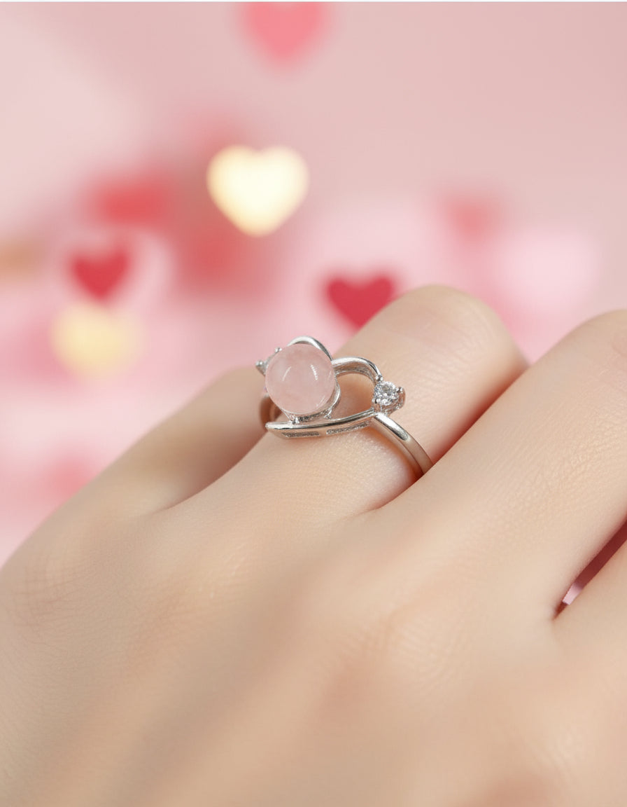 Anillo Adaptable con Corazón de Cuarzo Rosa en Plata – Joya para Amor Propio, Dulzura y Sanación Emocional