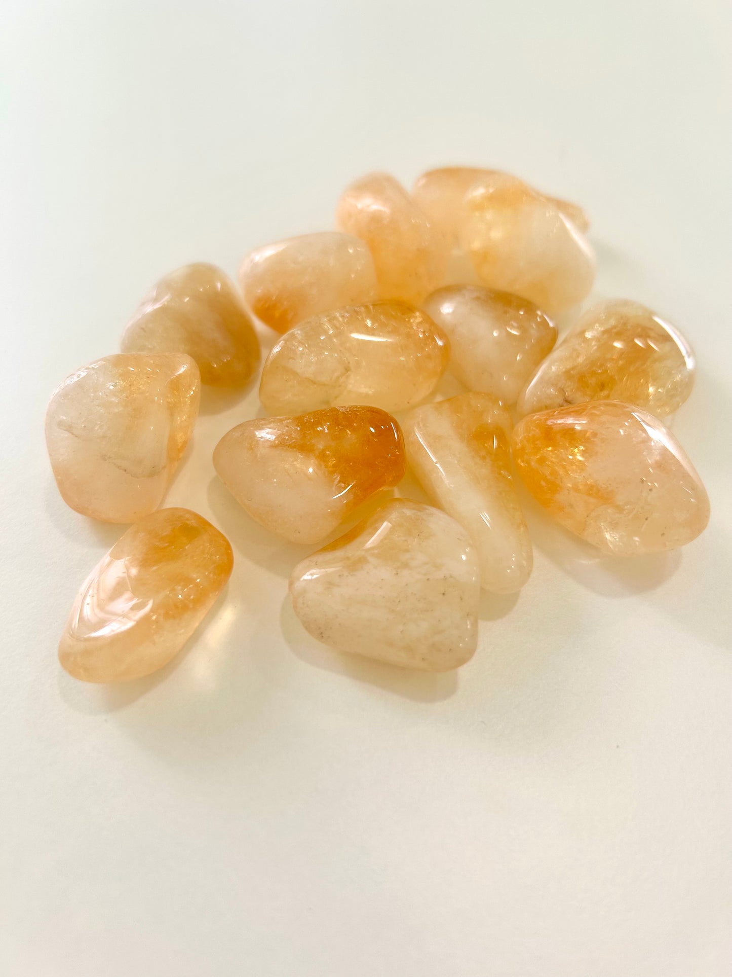 Citrino – Piedra Natural para Abundancia, Energía Positiva y Creatividad