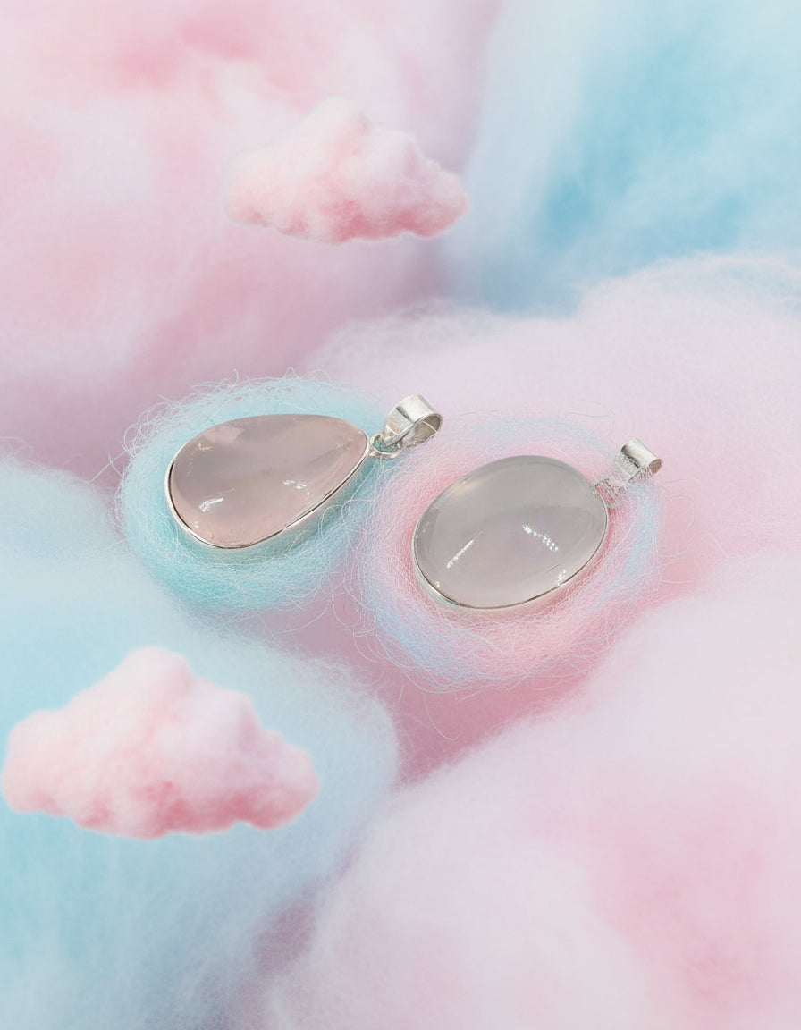 Colgante de Cuarzo Rosa en Plata de Ley – Joya para Amor Propio, Sanación Emocional y Armonía Interior