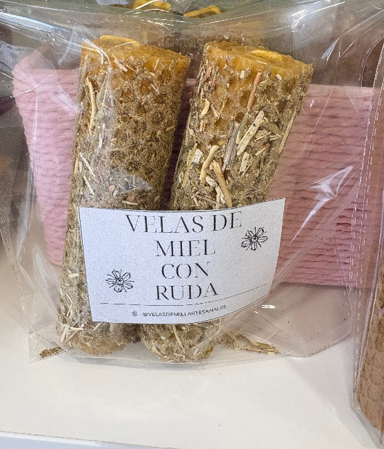 Pack 2 Velas de Miel Bio con Ruda | Protección Energética y Limpieza Espiritual