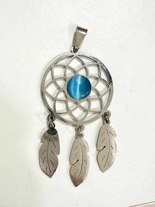 Colgante Atrapasueños en Acero con Ojo de Gato: Protección y Estilo