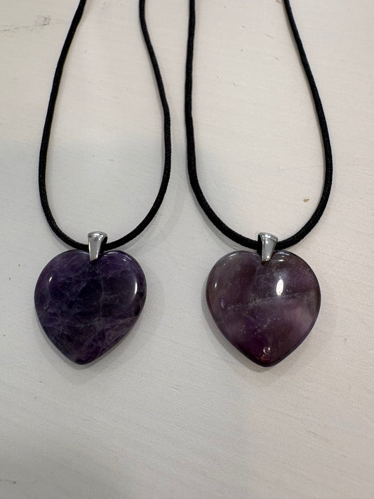 Colgante Corazón de Amatista | Amor, Protección y Claridad Mental