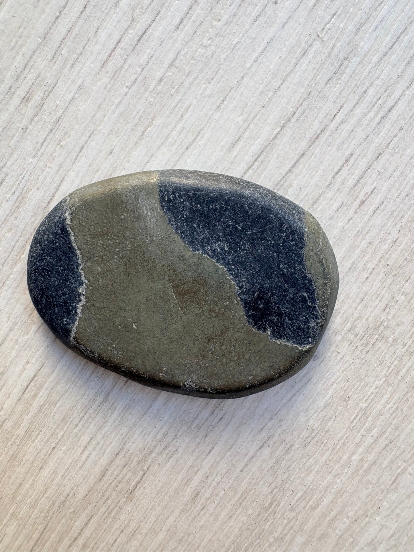 Pirita Natural – Mineral para Abundancia, Protección y Energía Dorada